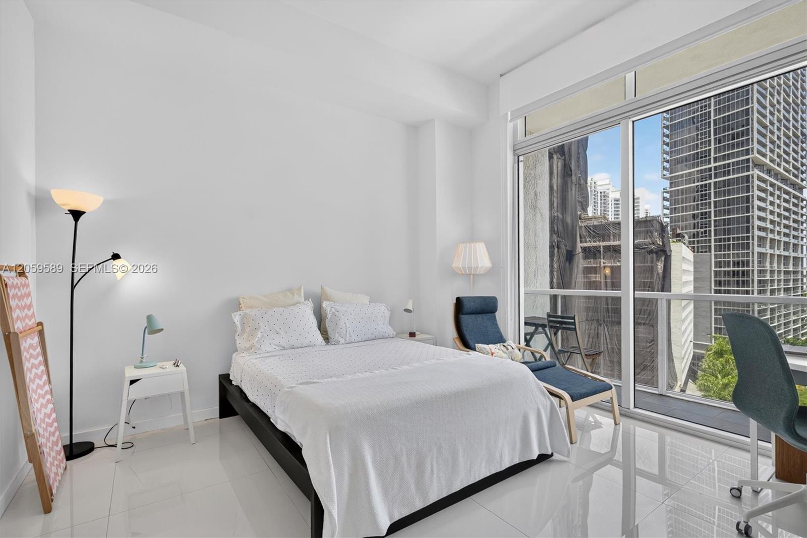 500 Brickell Ave # 1100