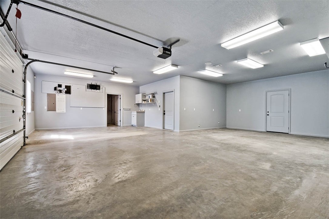 3256 Tanglewood Drive