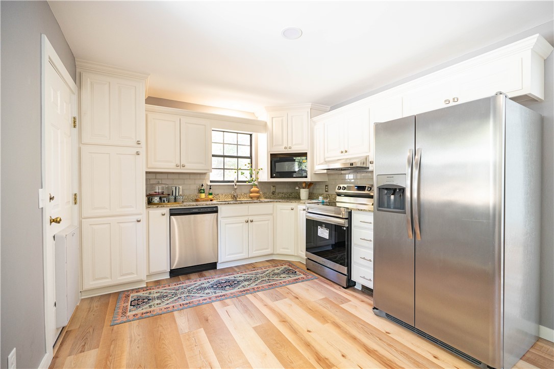 2239 N Mockingbird Lane