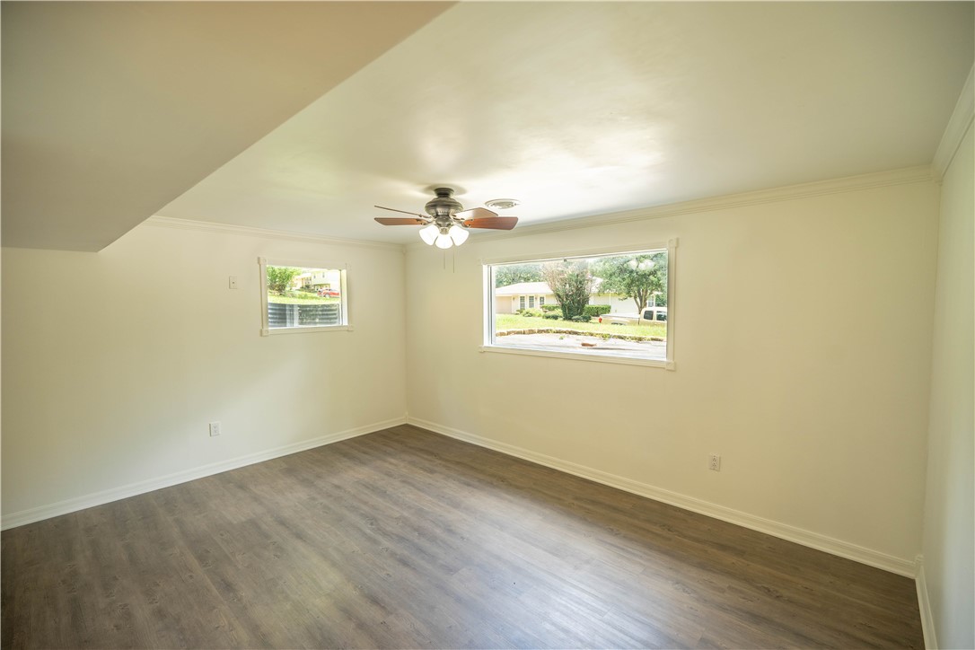 2239 N Mockingbird Lane