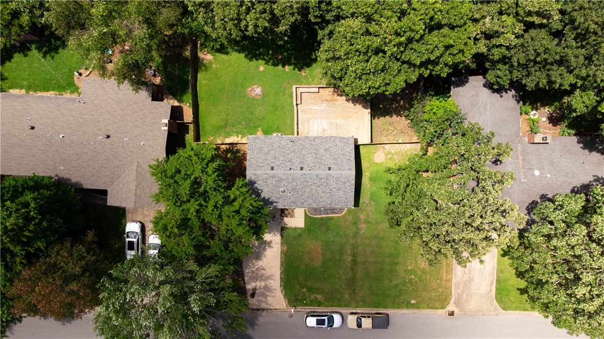 2239 N Mockingbird Lane