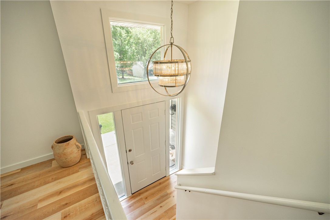 2239 N Mockingbird Lane