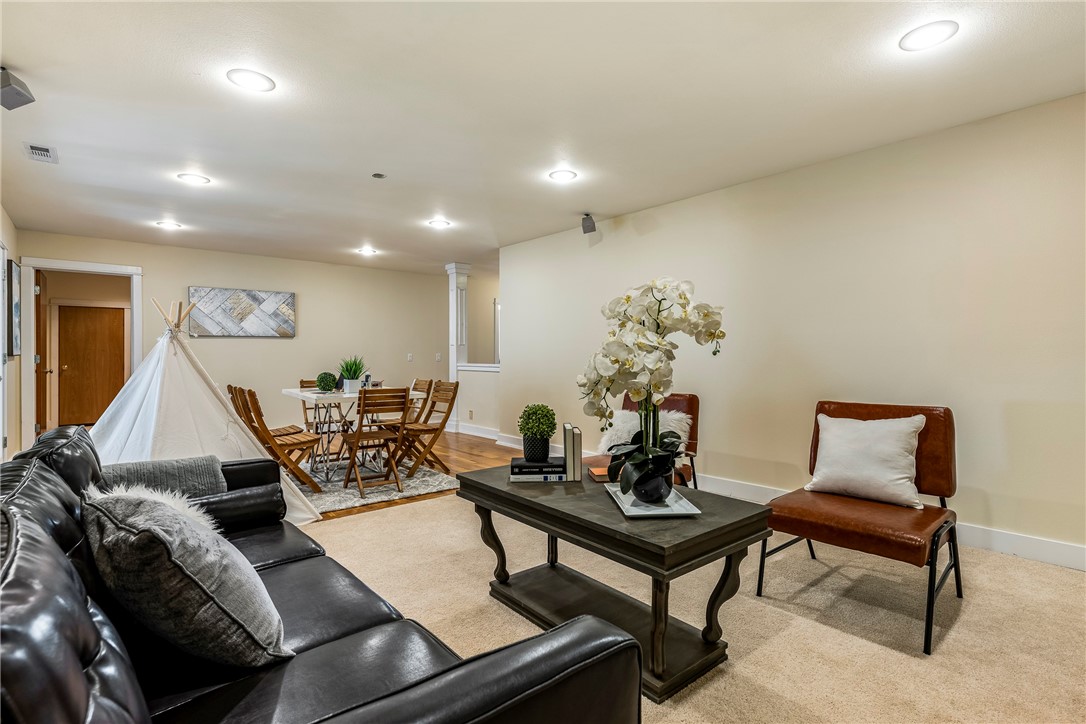 1398915ac Greasy Valley Road