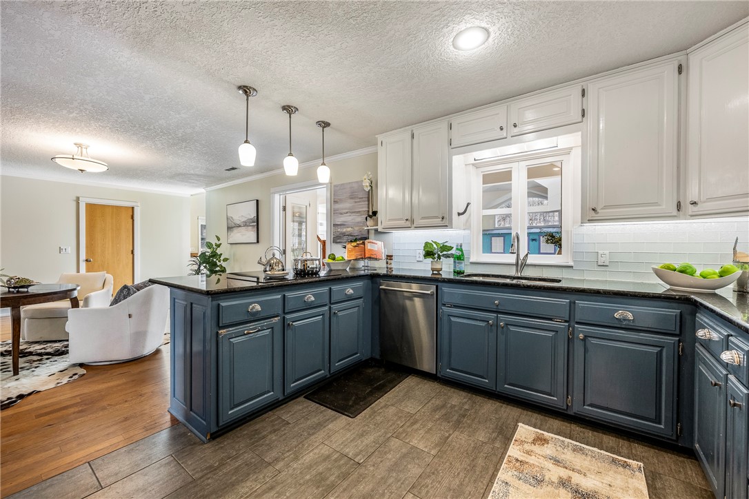 1398915ac Greasy Valley Road