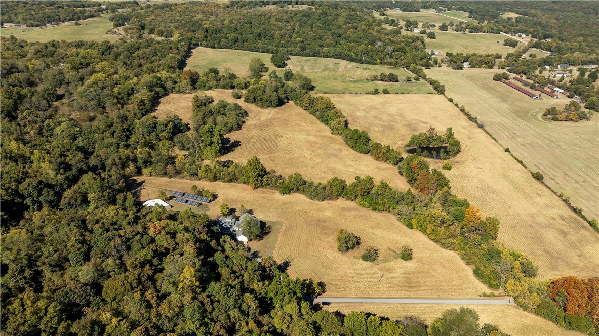 1398915ac Greasy Valley Road