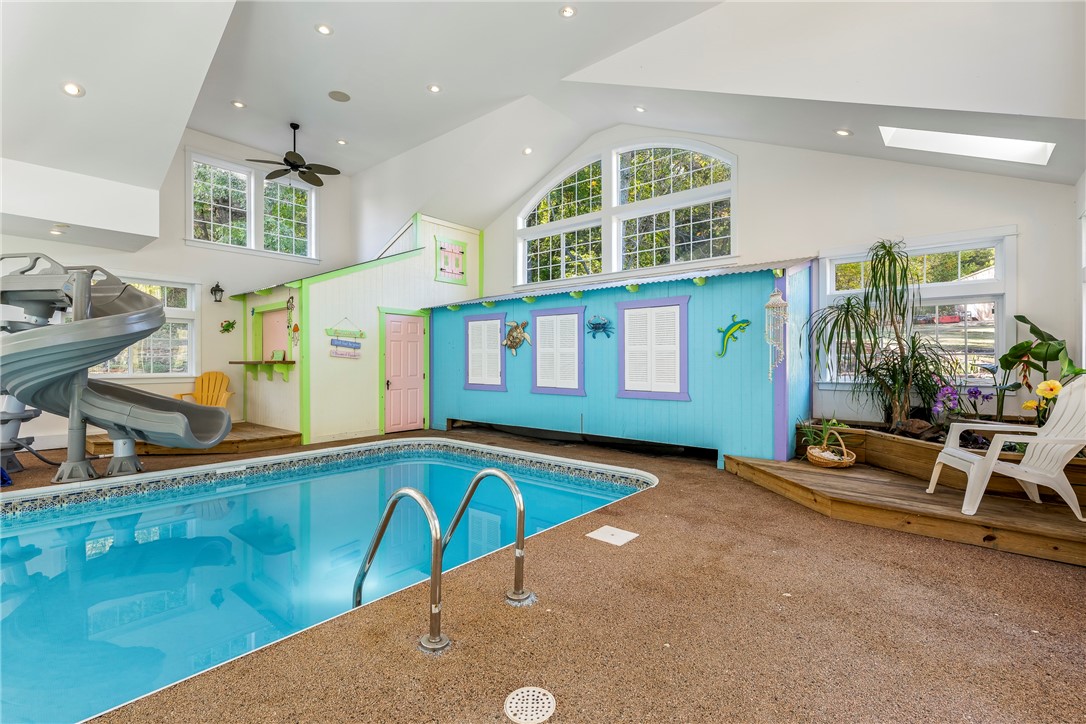 1398915ac Greasy Valley Road