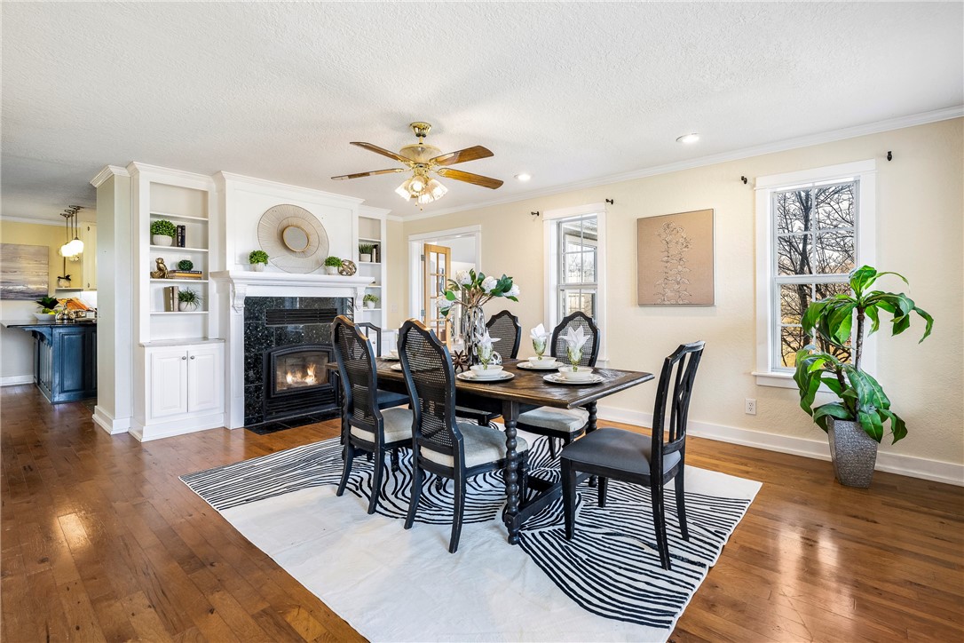 1398915ac Greasy Valley Road