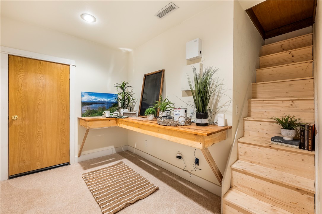 1398915ac Greasy Valley Road