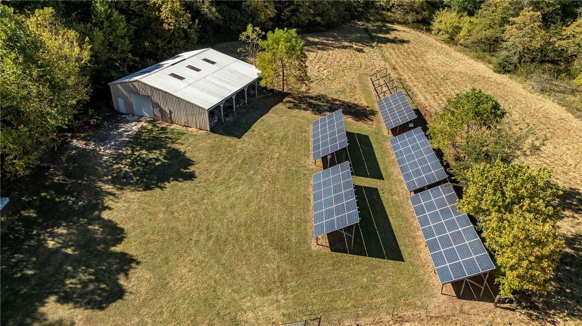 1398915ac Greasy Valley Road