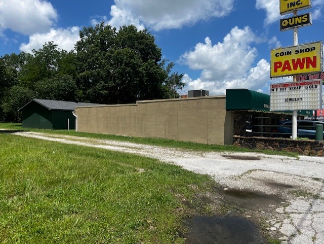 1208 S Thompson Street