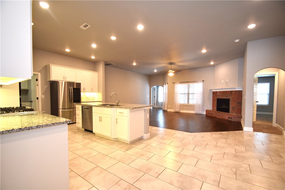 4504 SW Plumley Avenue