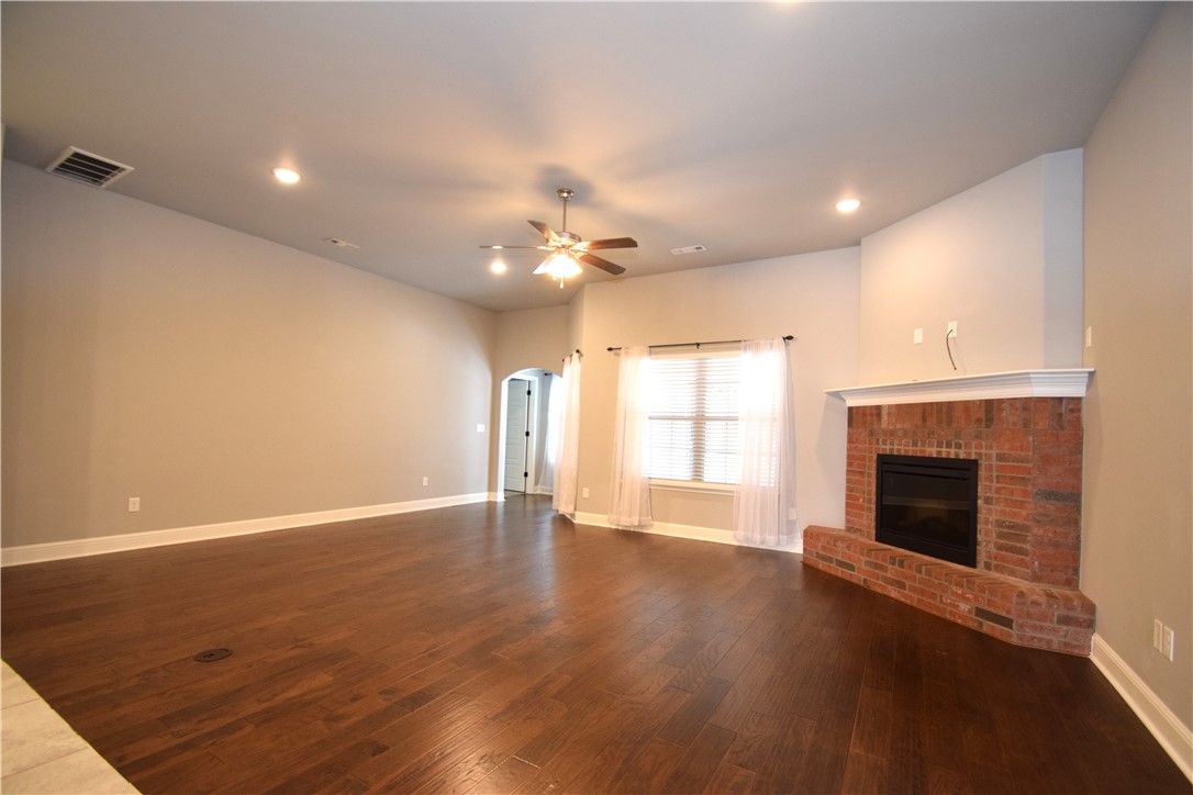 4504 SW Plumley Avenue