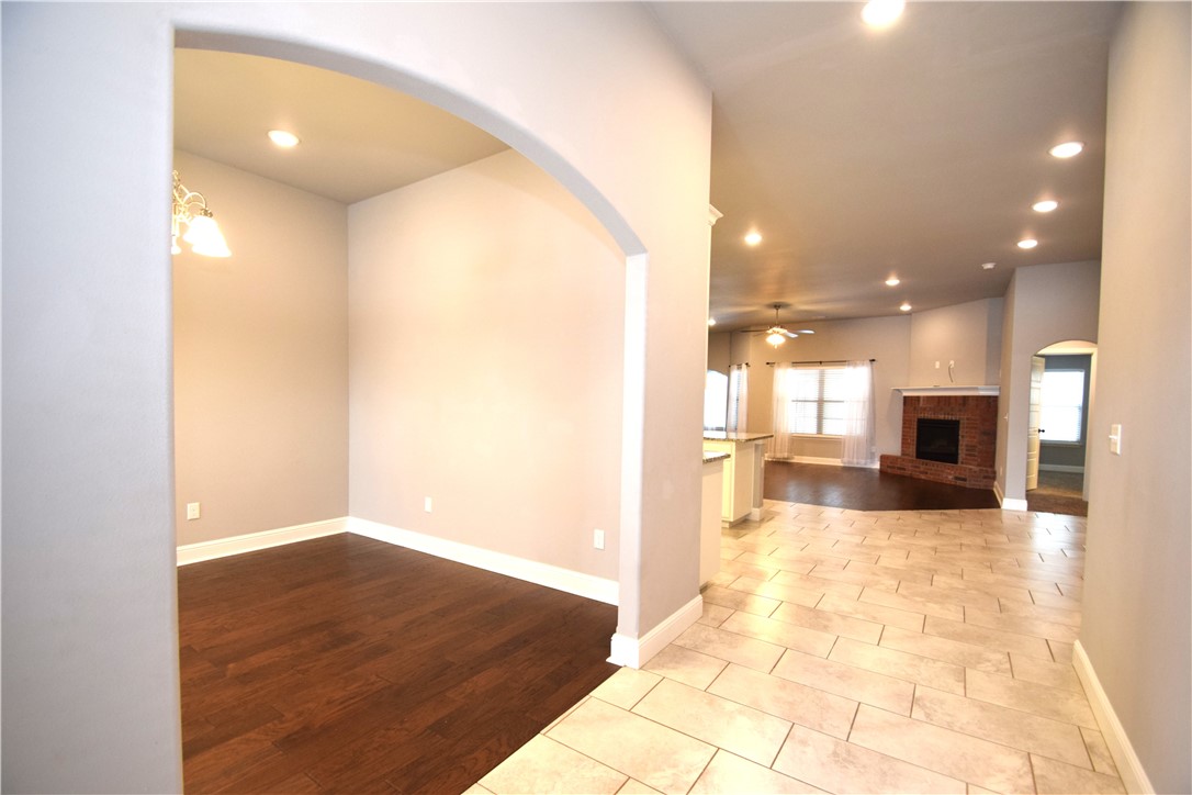 4504 SW Plumley Avenue