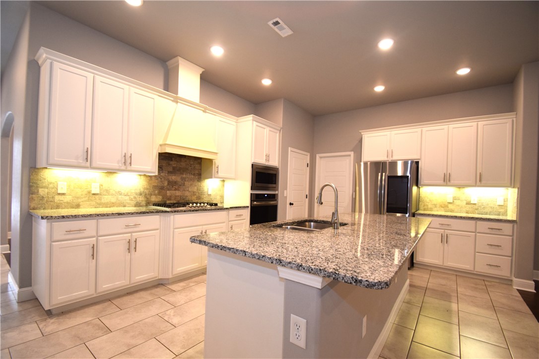 4504 SW Plumley Avenue