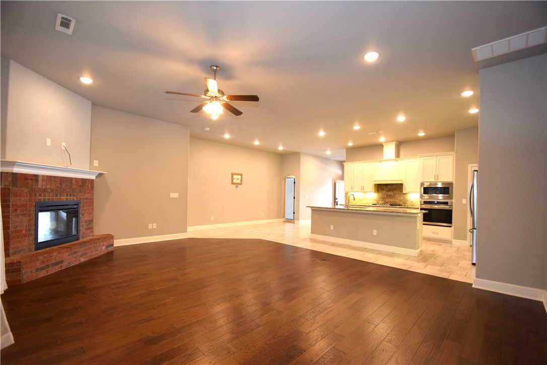 4504 SW Plumley Avenue