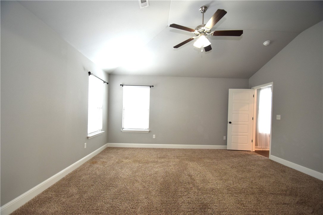 4504 SW Plumley Avenue