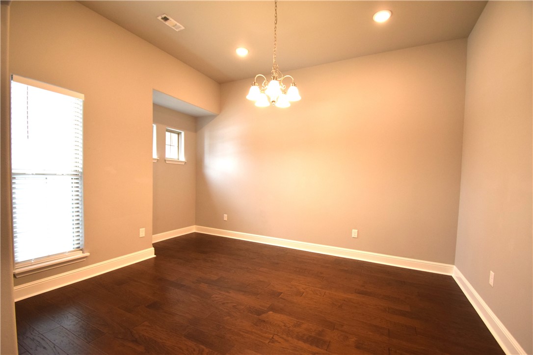 4504 SW Plumley Avenue