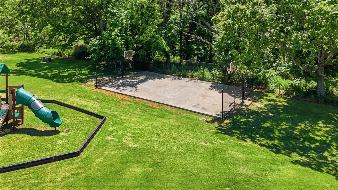 3111 Oak Tree Drive