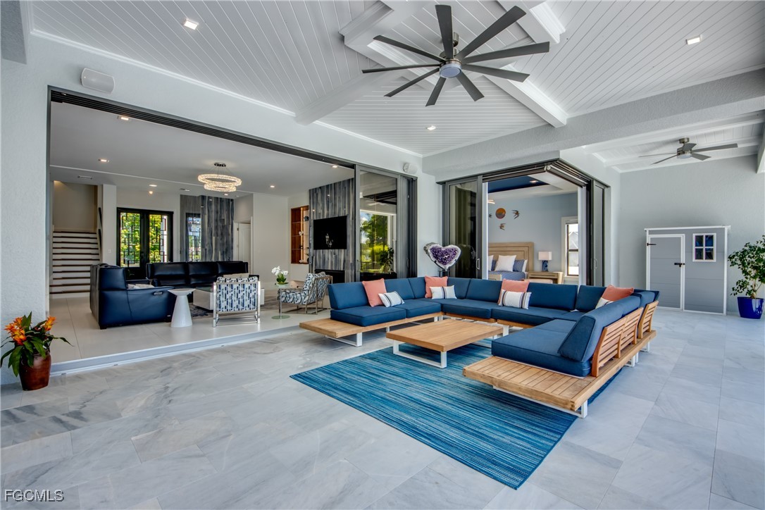 1436 Viking CT
