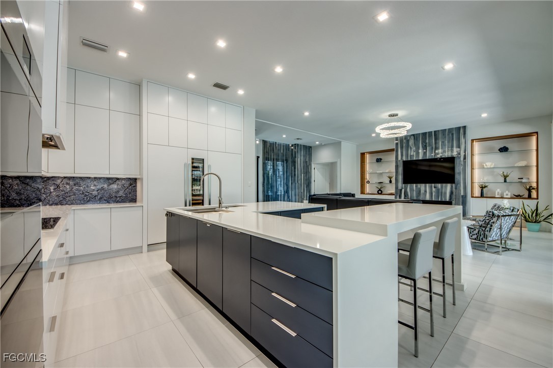 1436 Viking CT
