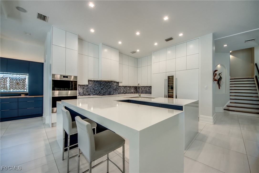 1436 Viking CT