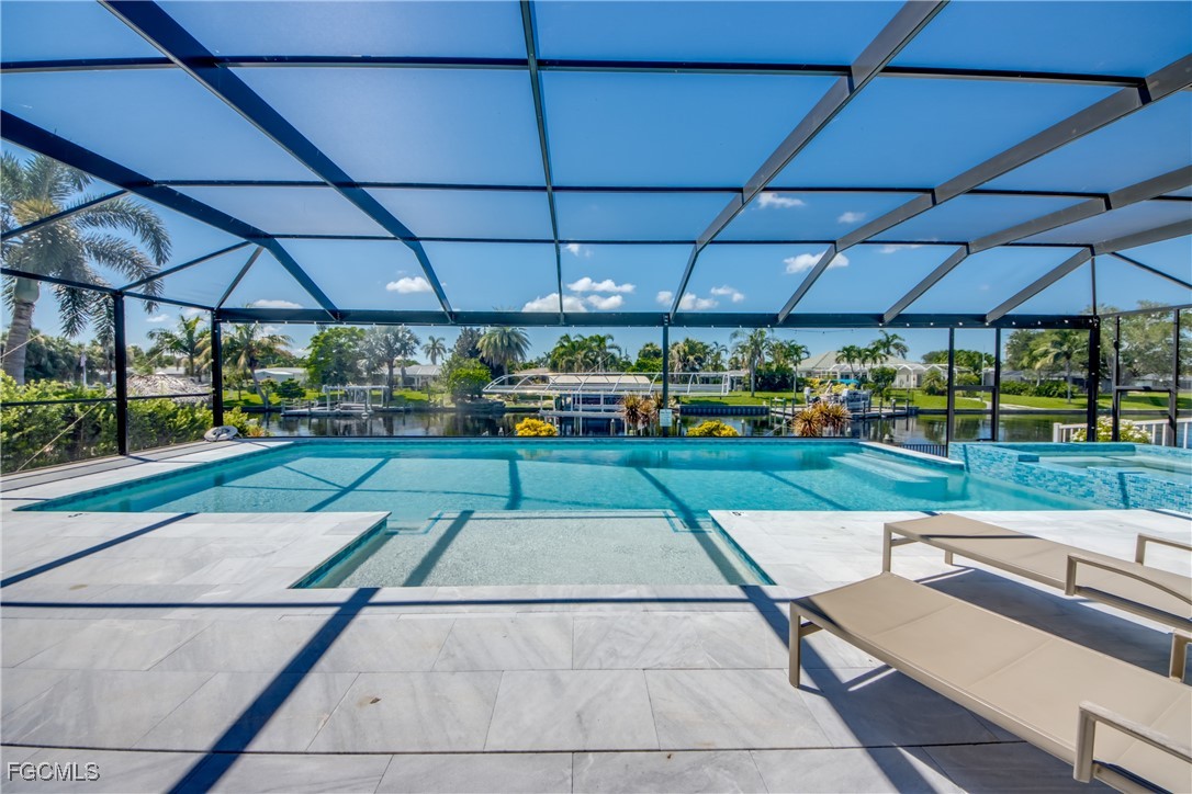 1436 Viking CT