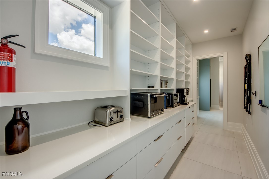 1436 Viking CT