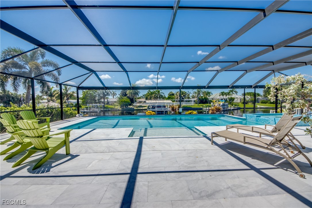 1436 Viking CT