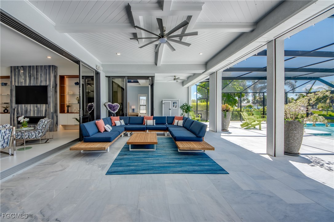 1436 Viking CT