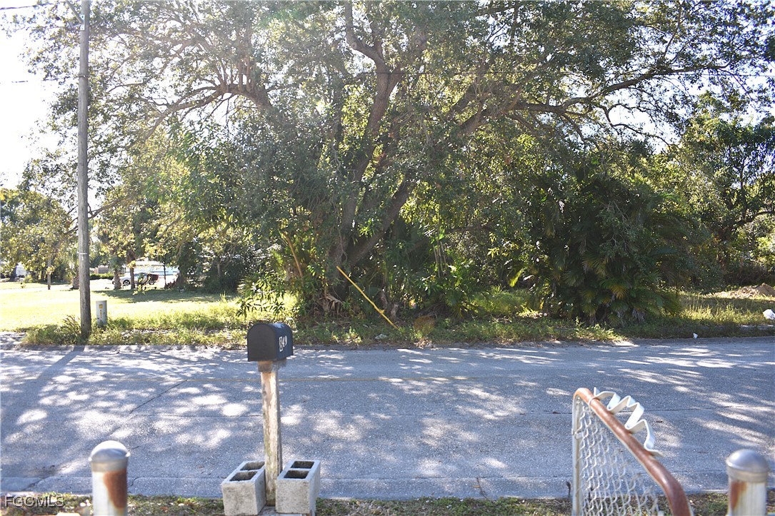 2849 Price AVE