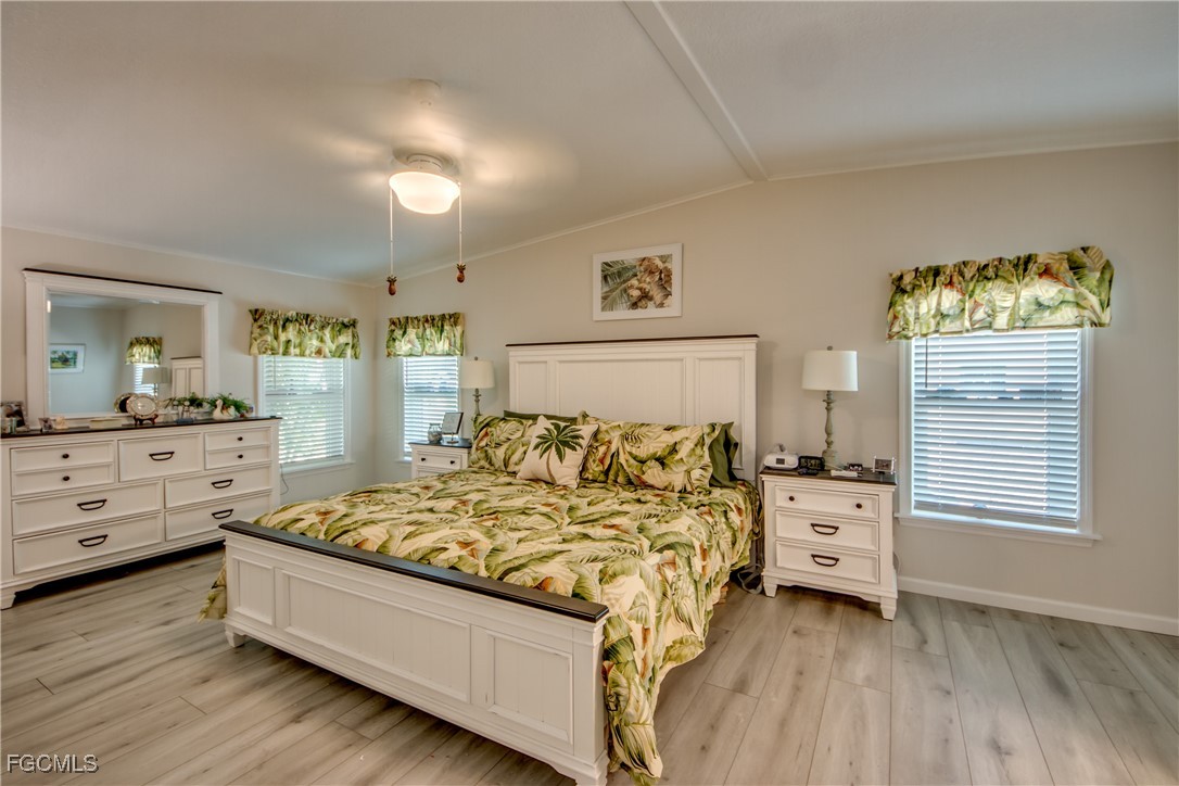 4954 Needlefish LN