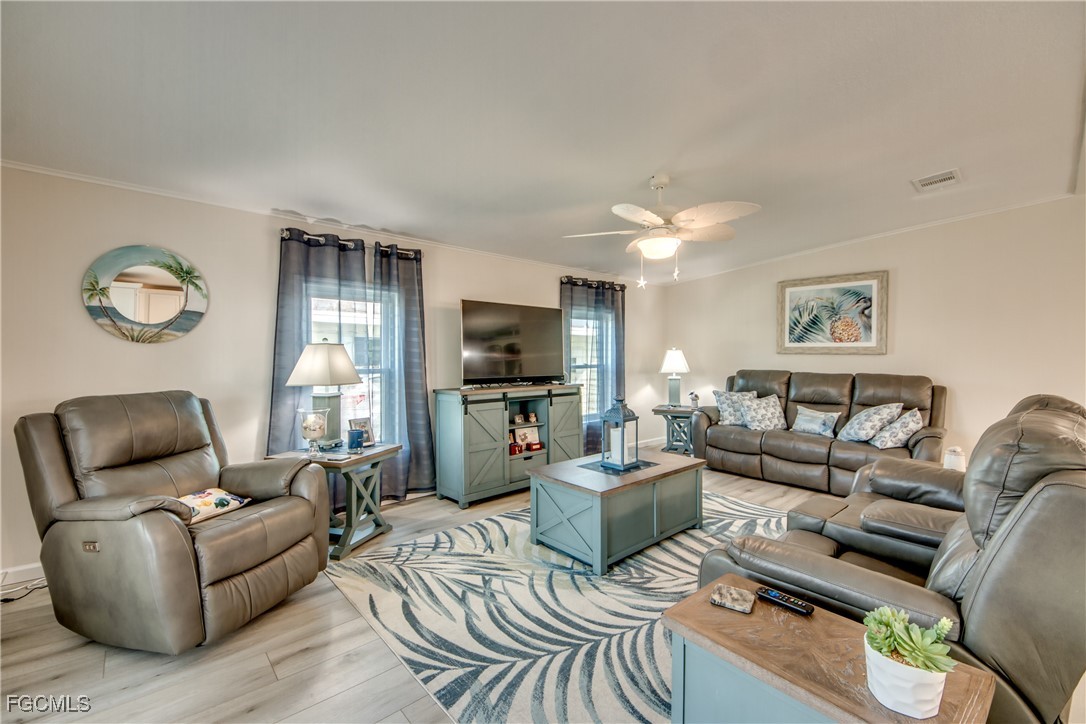 4954 Needlefish LN