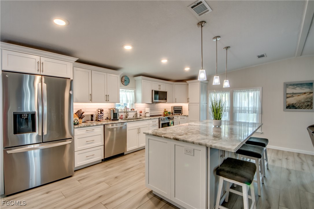 4954 Needlefish LN