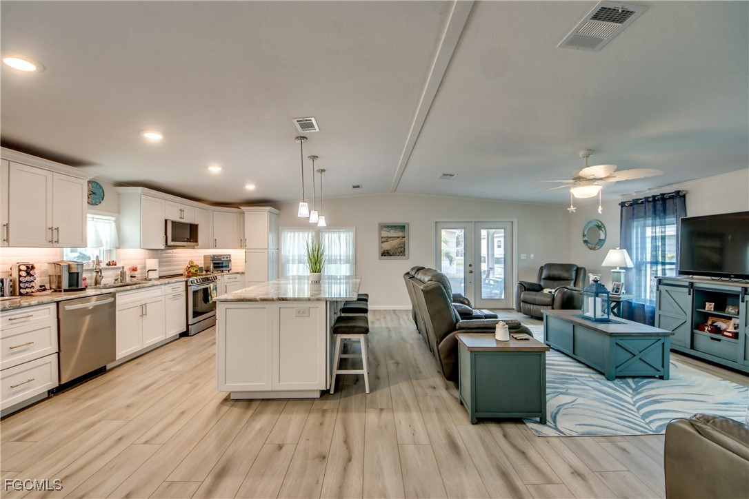 4954 Needlefish LN