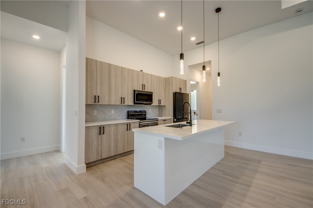 1531 NW 40th PL