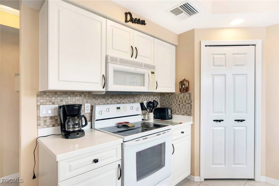 1783 Four Mile Cove PKWY 221