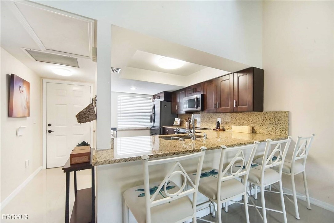3734 SW 8th CT 101