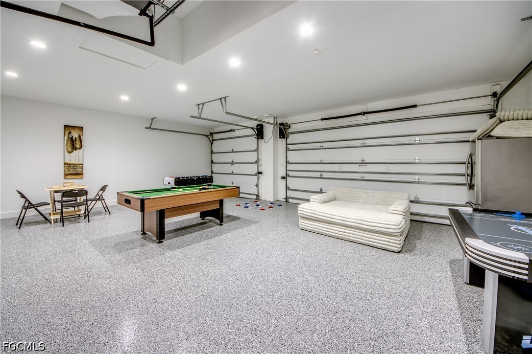 607 SW 18th CT
