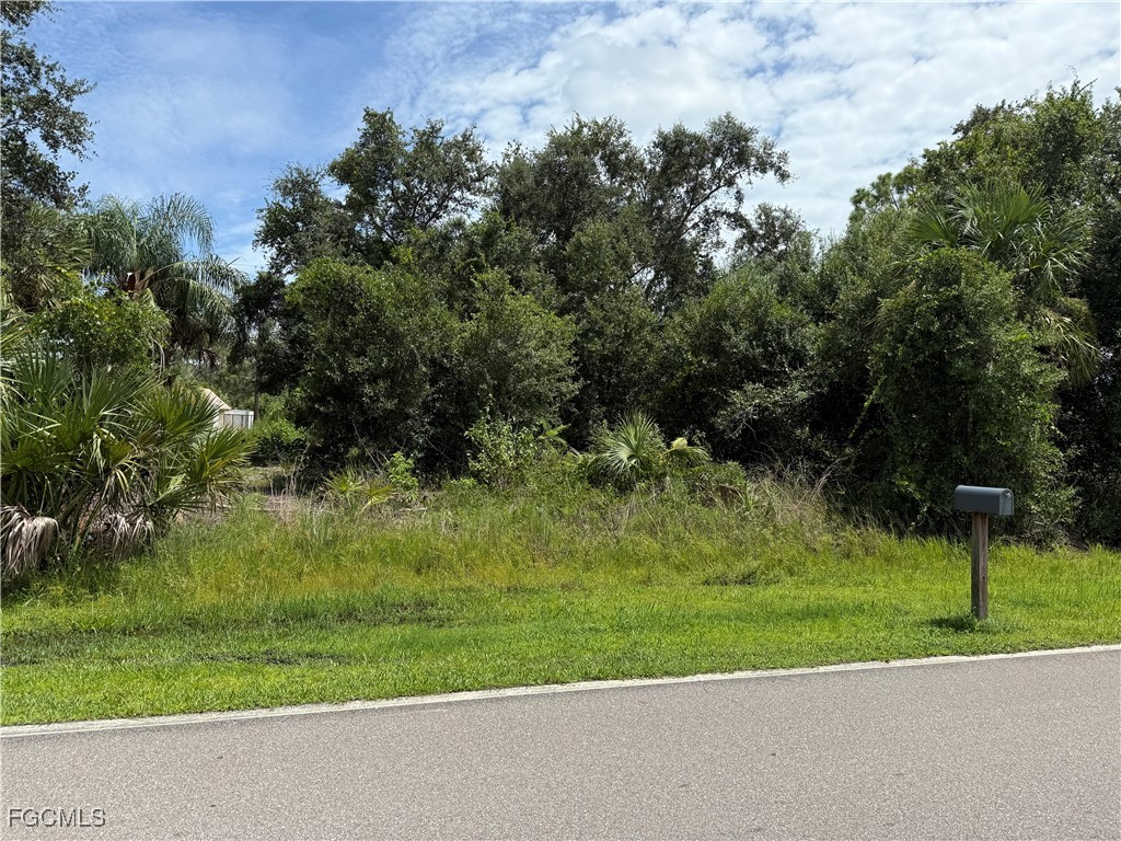 408 Macarthur DR