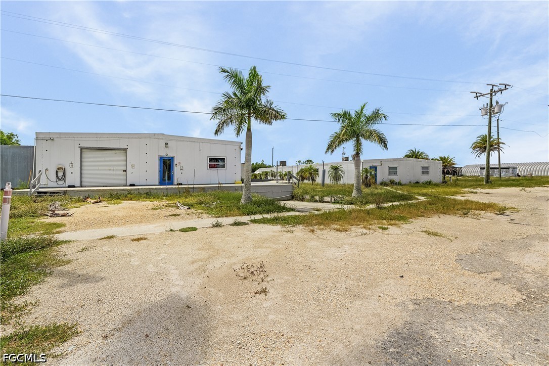 9703 Stringfellow RD