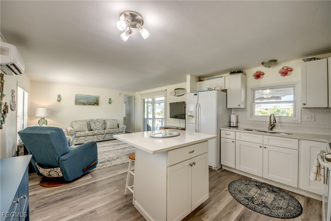 4858 Sandpiper DR