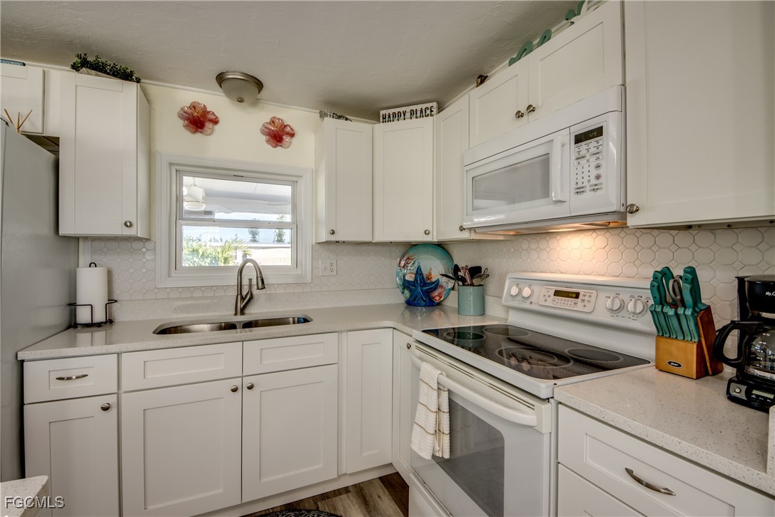 4858 Sandpiper DR