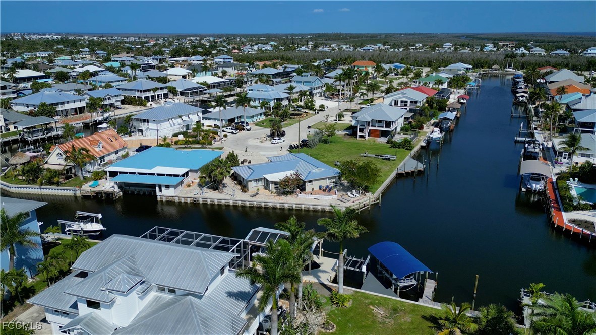 2292 Sapodilla LN