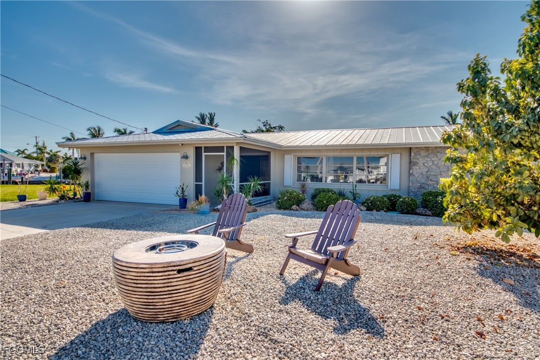 2292 Sapodilla LN