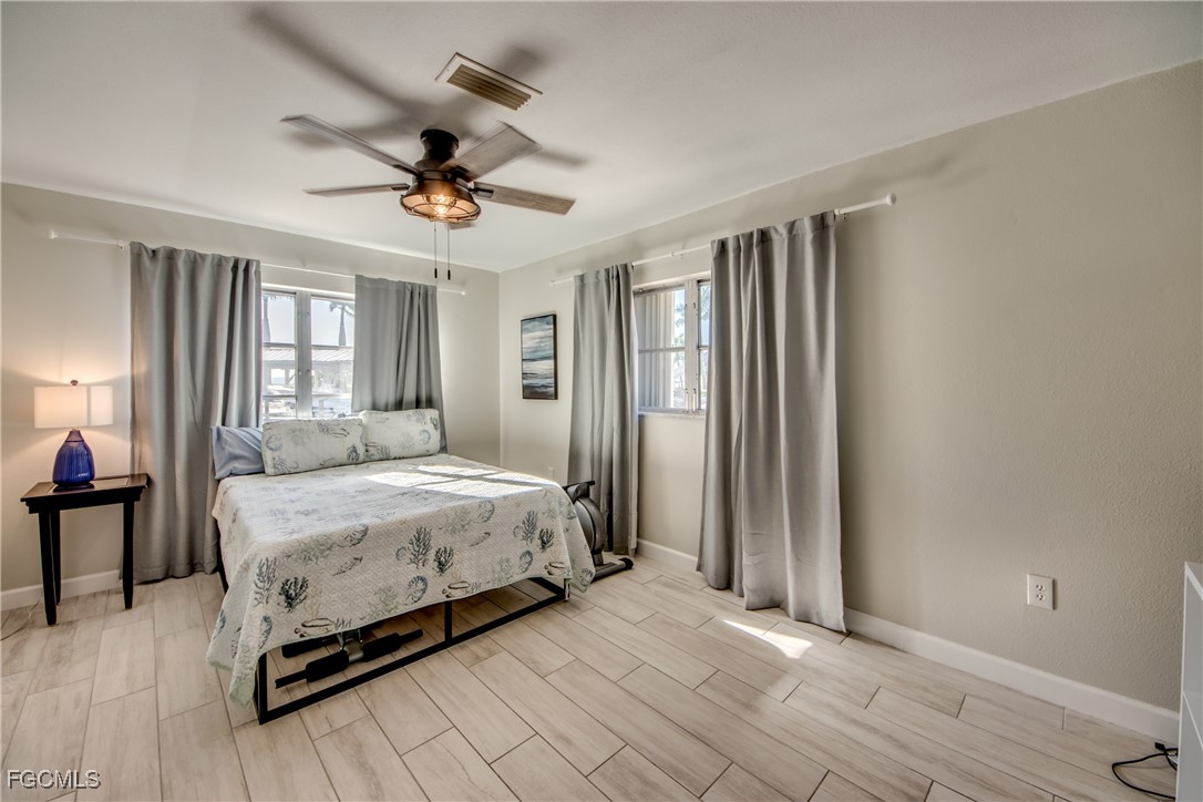 2292 Sapodilla LN