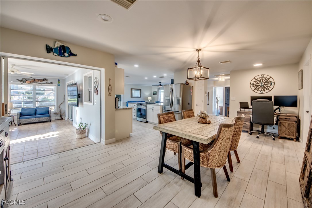 2292 Sapodilla LN