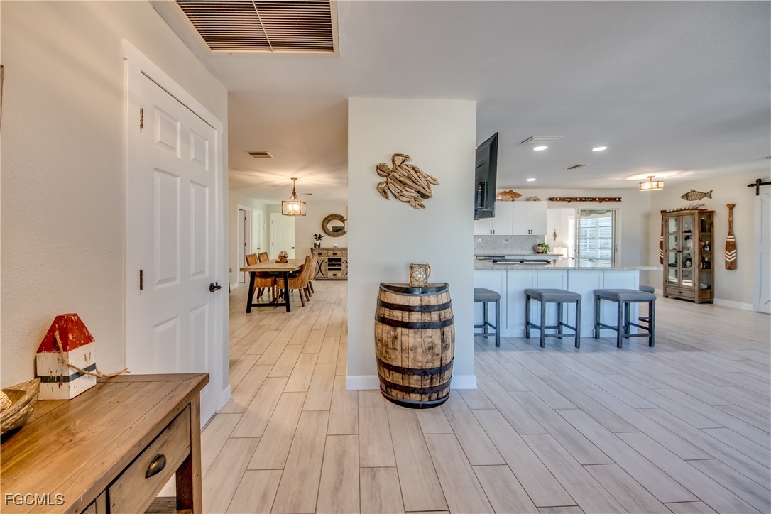 2292 Sapodilla LN