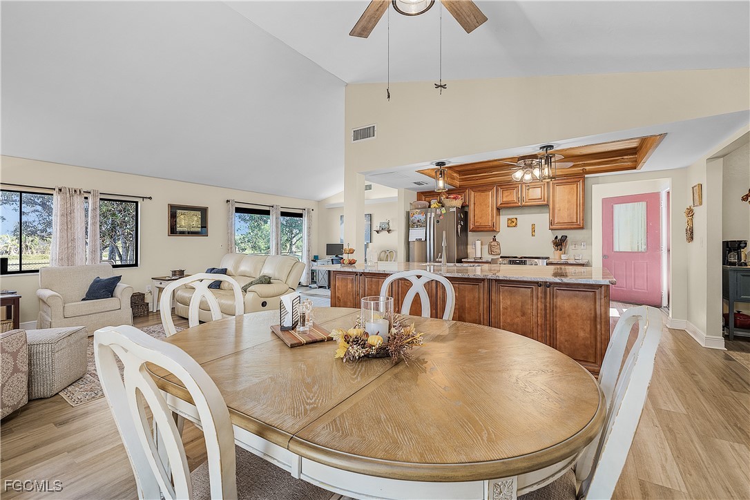4754 Woodstock RD