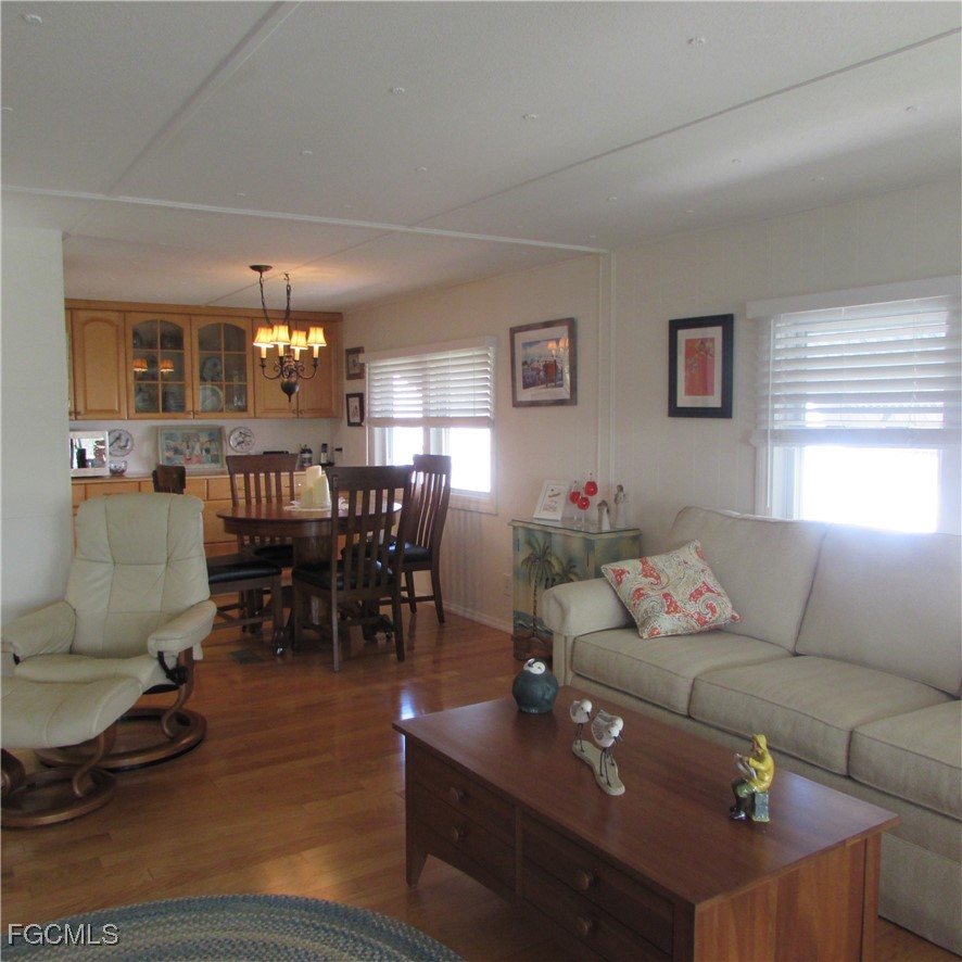 4839 Flamingo DR