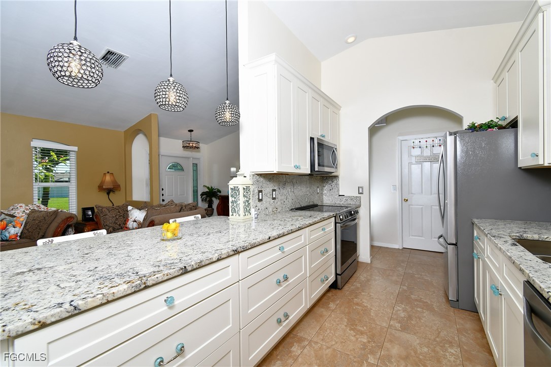 1306 SW 4th PL